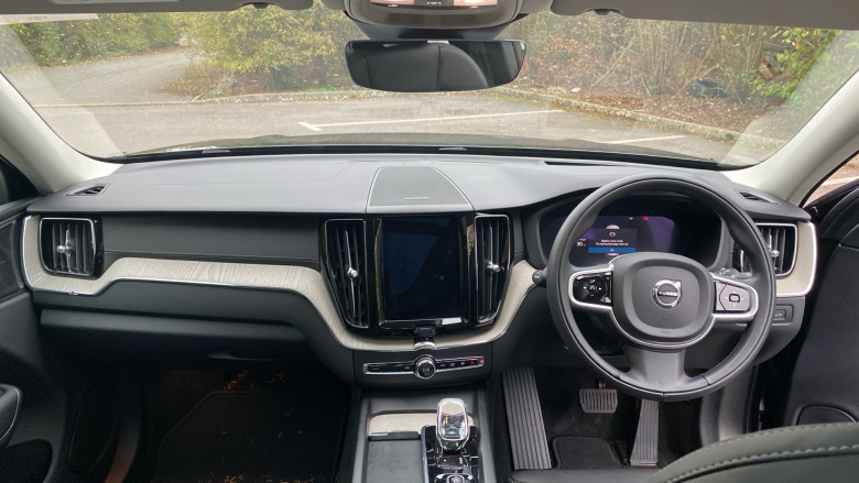 Volvo Xc60 2.0 B5P Inscription Pro 5dr AWD Geartronic Petrol Estate